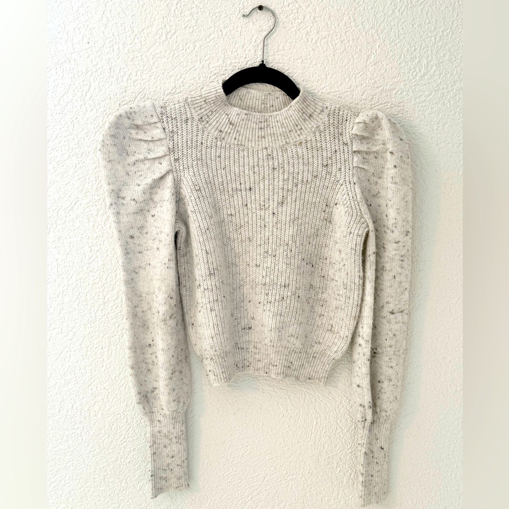 Puff sleeve sweater!